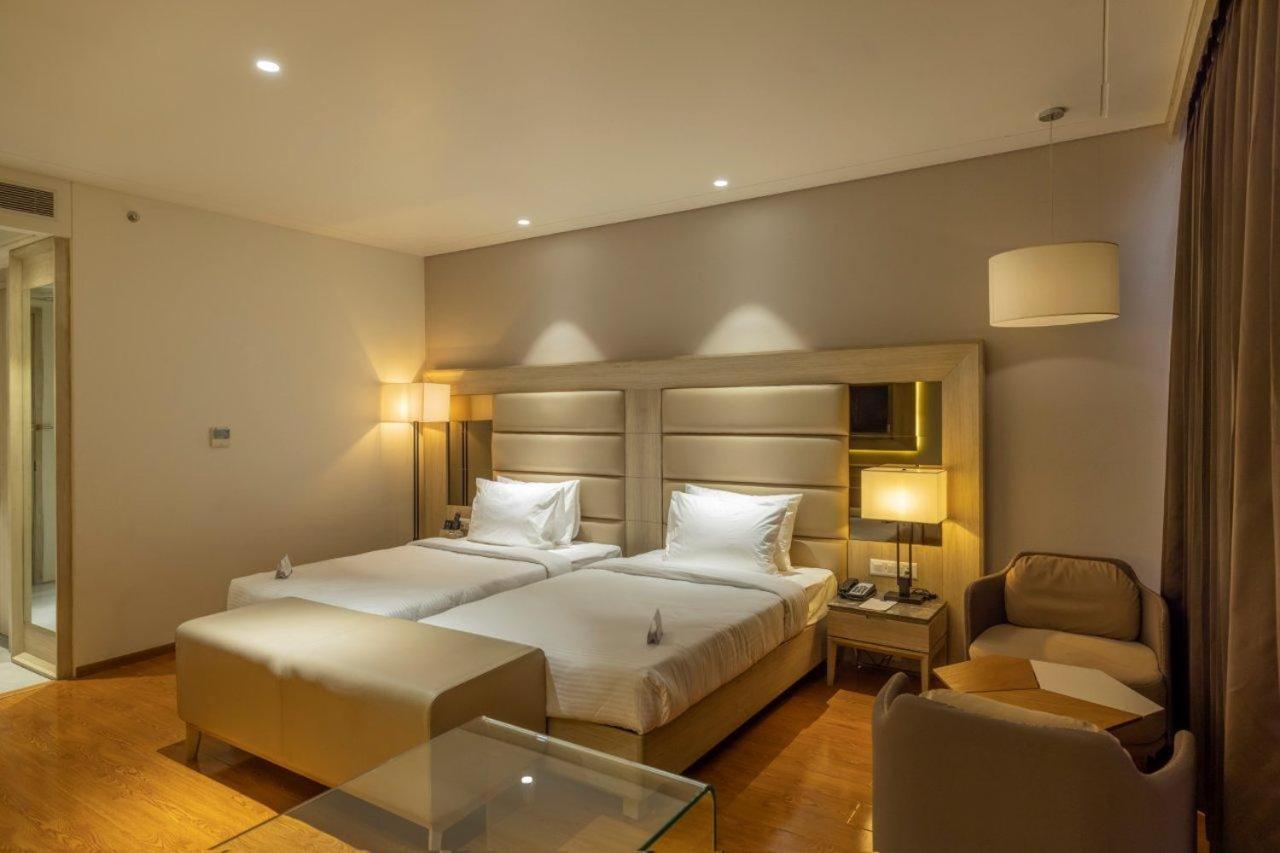 Sarovar Portico Morbi Exterior photo