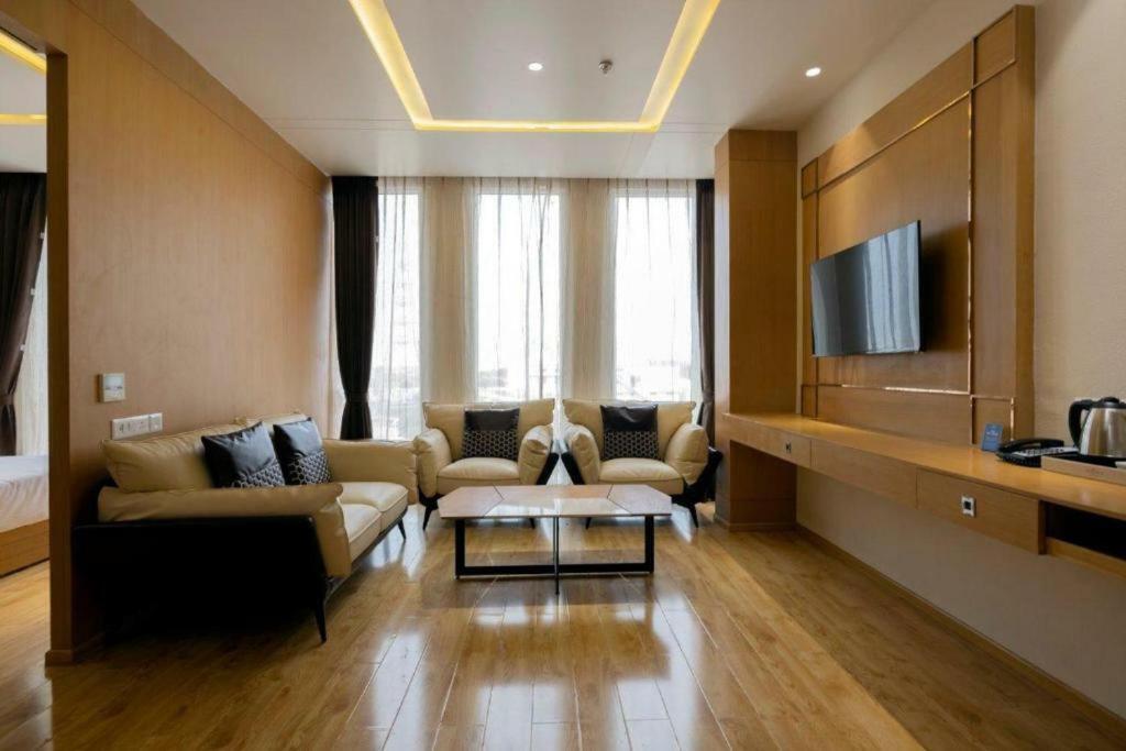 Sarovar Portico Morbi Exterior photo