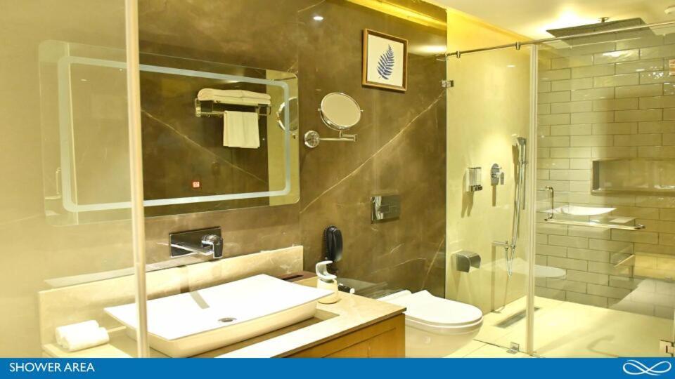 Sarovar Portico Morbi Exterior photo